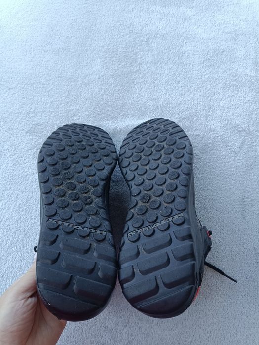 Мужские кроссовки Adidas р41