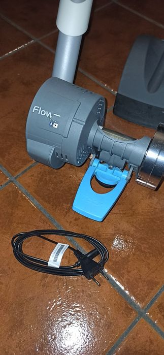 Tacx Flow Smart (inclui o pneu para a bicicleta)