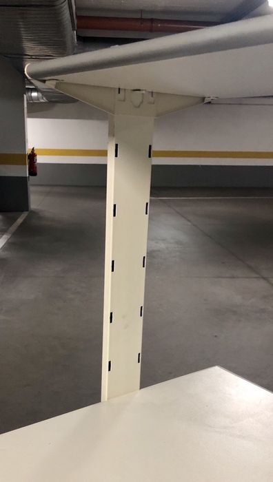 Estante vertical Ikea