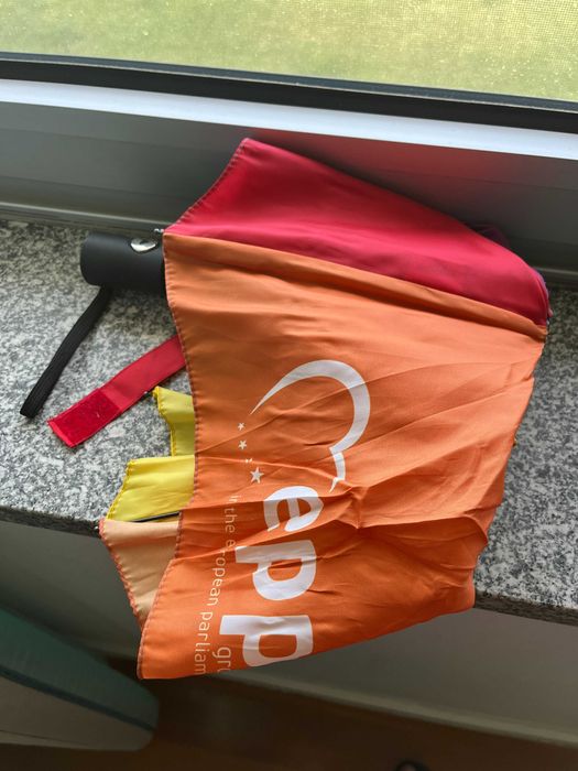 Guarda-chuva arco-íris - bom estado