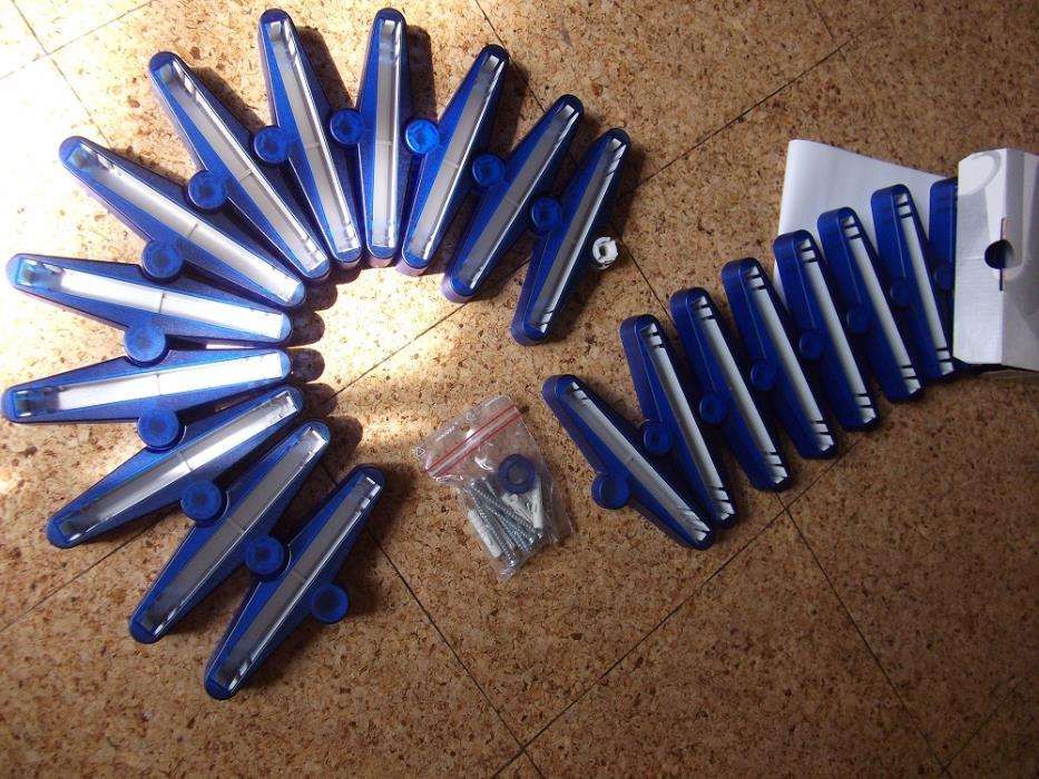 Estante para cds azul NOVA / NEW cd holder – design Peter Boy