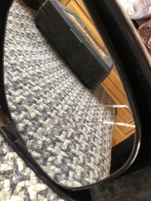 Дзеркало праве Мітсубісі Аутлендер