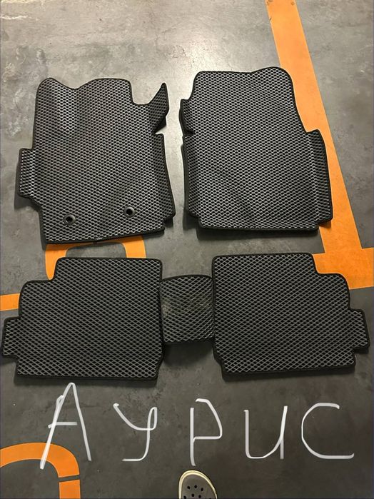 Dywaniki EVA do Prius Plus, Corolla i Auris.