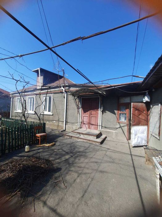 Продам дом Ленпоселок ул. Магистральная. Центр. Торг.