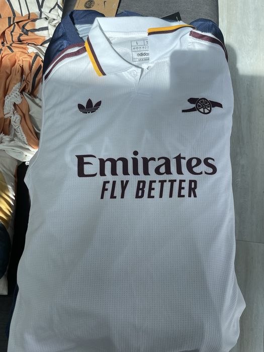 Varias camisolas futebol