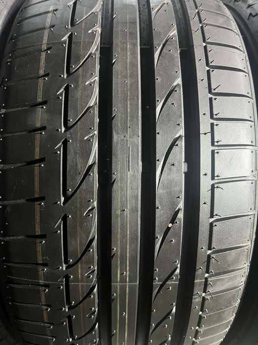 256/40/18 R18 Bridgestone Potenza S001 4шт нові