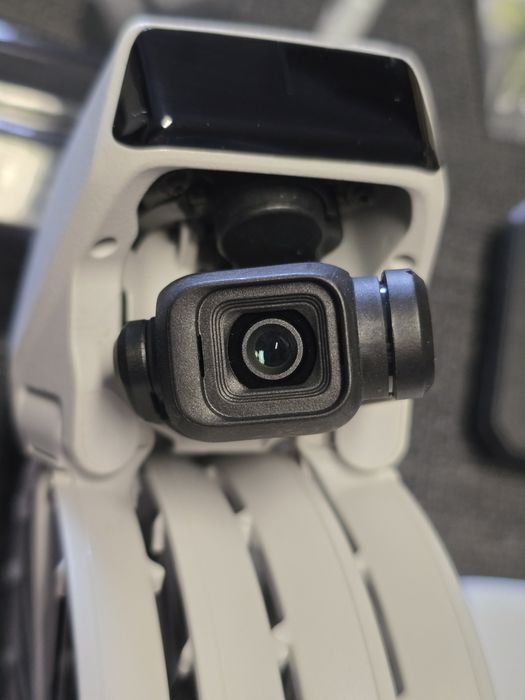 DJI Flip + 2 baterias + Hub + Freewell + DJI Care Refresh