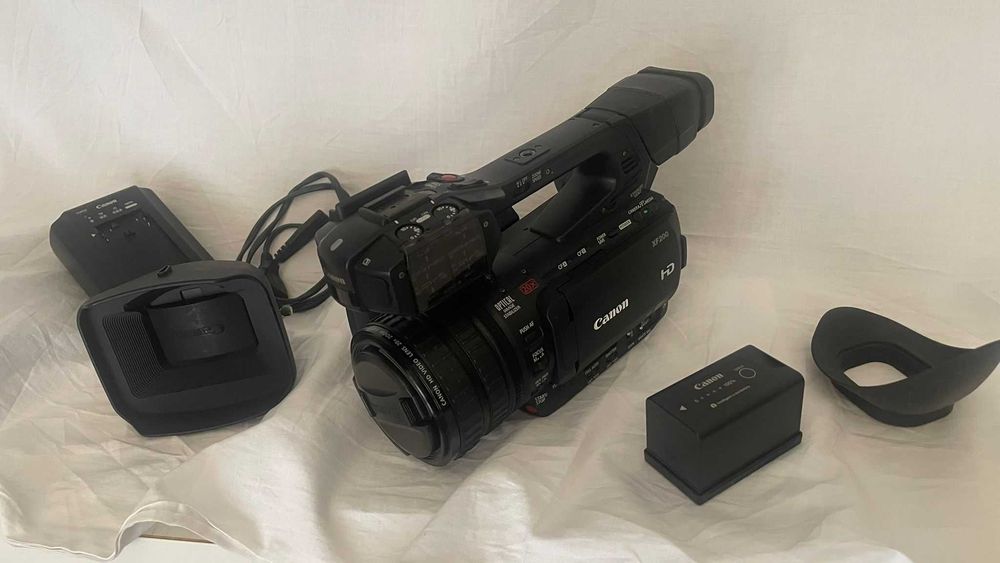 Canon XF200 Camera Gravar Filmar