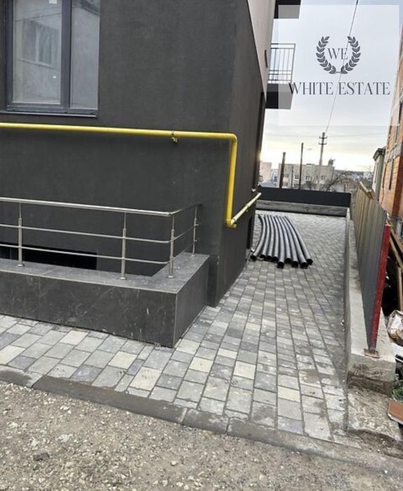 Продаж комерційного приміщення по вул. Шпитальня