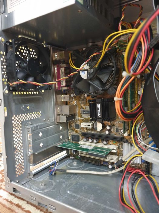 Системный блок ,офисный ПК ,Настольный компьютер