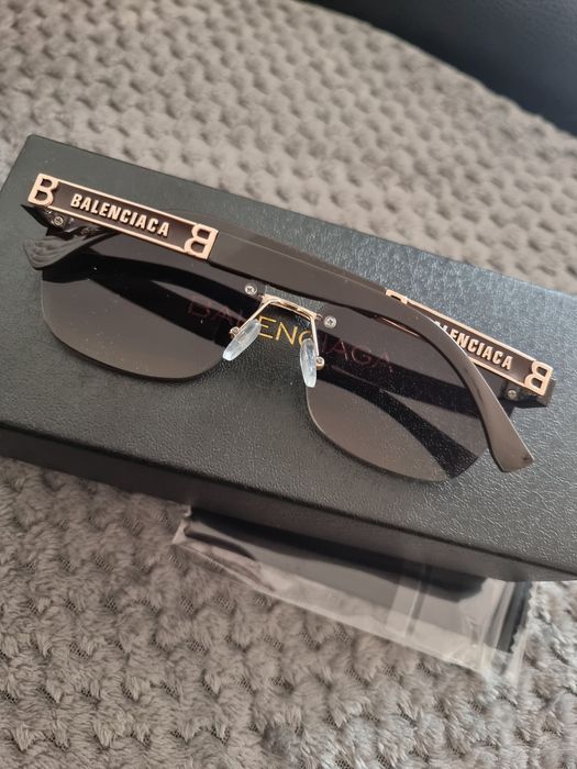 Okulary Balenciaga.