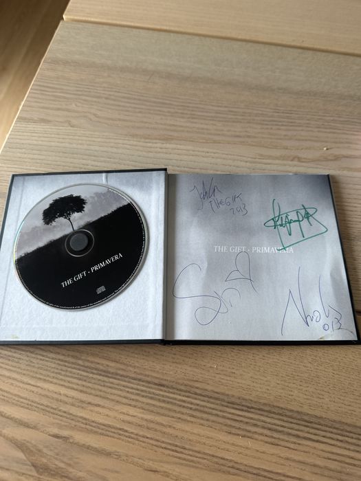 CD’S dos de Gift Novos