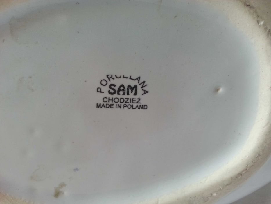 Łabędź porcelanowy Chodzież