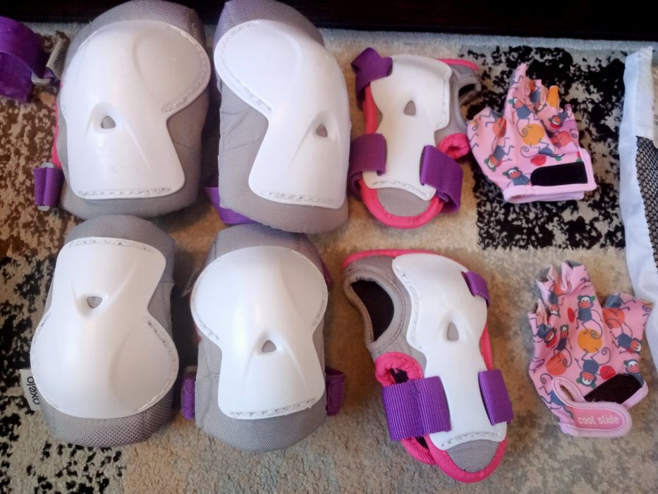 Ролики Mondays, набірнаколінників та налокітників в подарунок