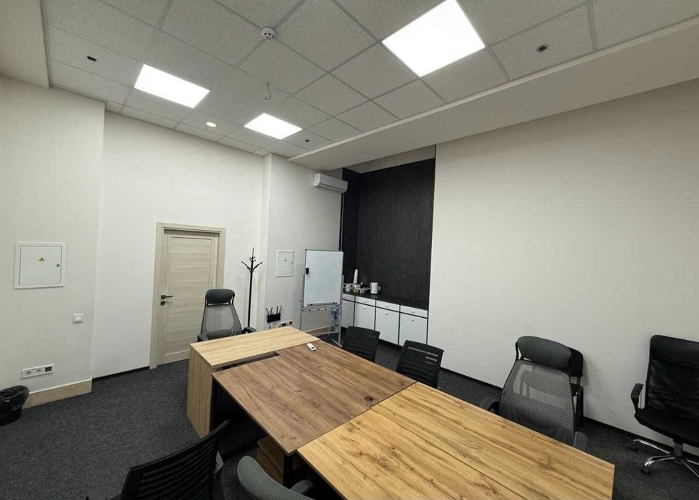 Оренда Офісу 650 м² | Без Комісії | Автономність | Поділ