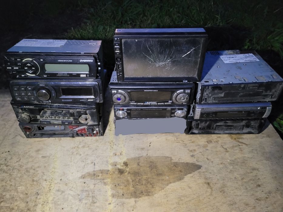 11szt radio samochodowe Pioneer LG do naprawy