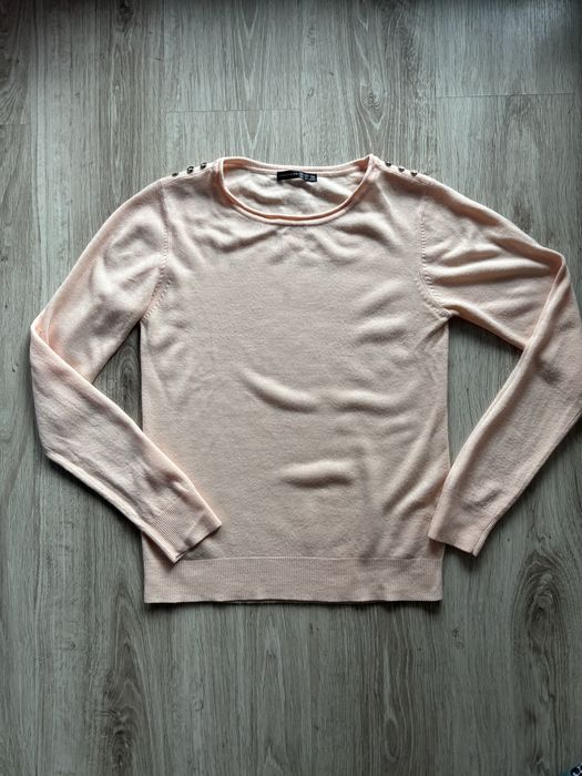 Sweter pudrowy roz