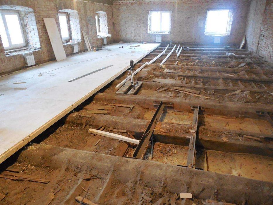 Ремонт деревяных перекрытий,полов.Реконструкция помещений.Демонтаж.