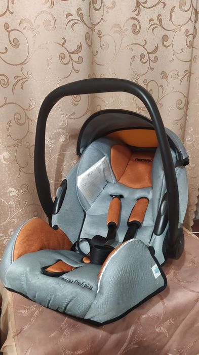 Дитяче автокрісло Recaro Young Profi plus 0-13кг