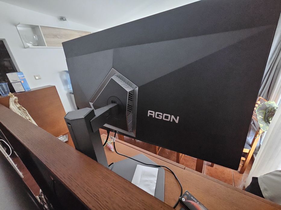 Monitor OLED 4K 32 polegadas gaming AOC AG326UD c/garantia