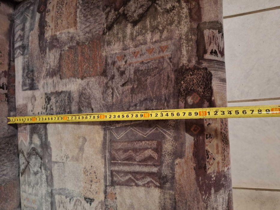 Wersalka rozkładana z pojemnikiem na pościel