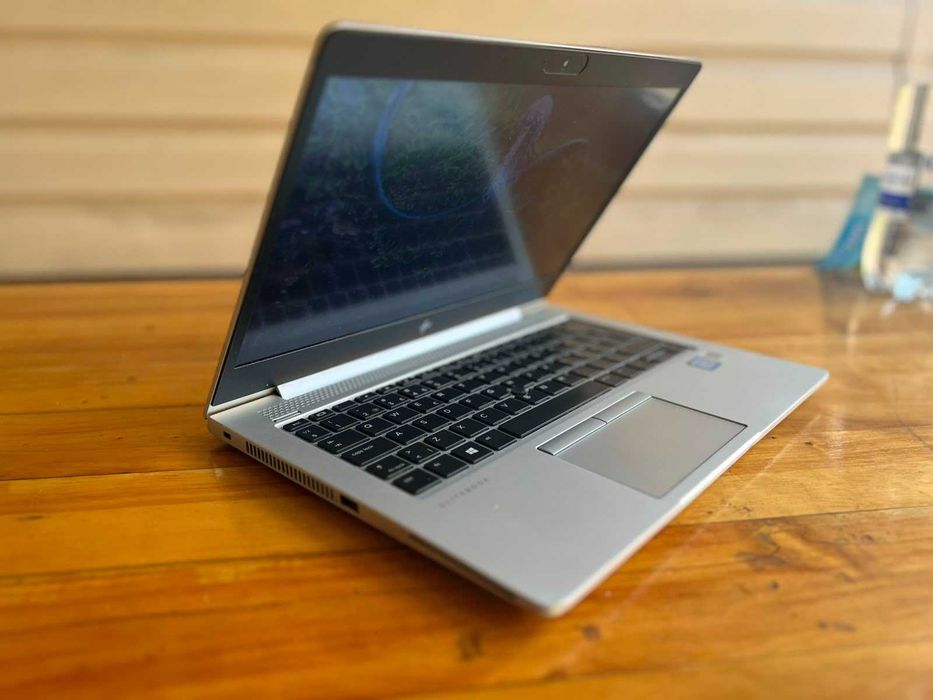 HP EliteBook 830 G5 (алюмінєвий корпус) | i5-8250U | 8GB | 256GB Samsung SSD | Нова батарея