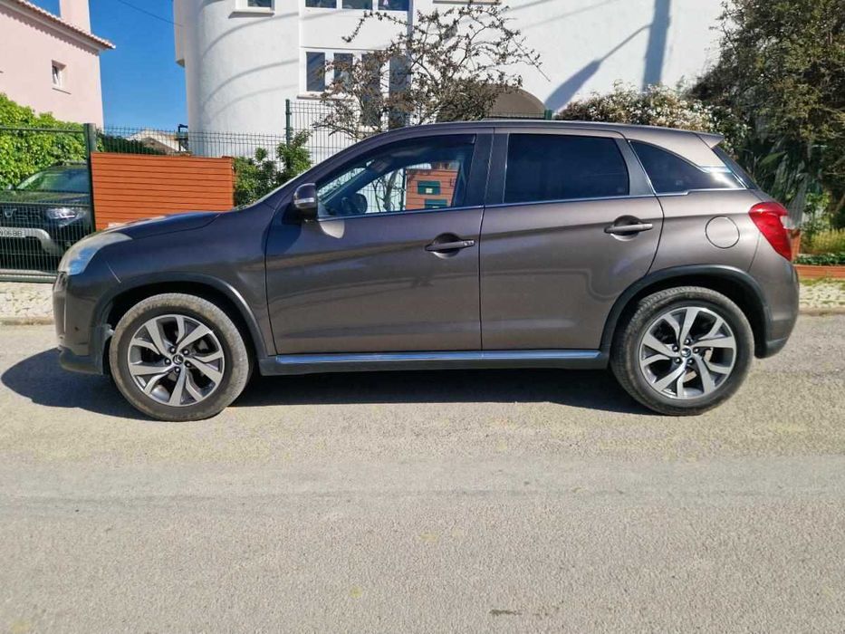 Citroën C4 Aircross — fotografia 4