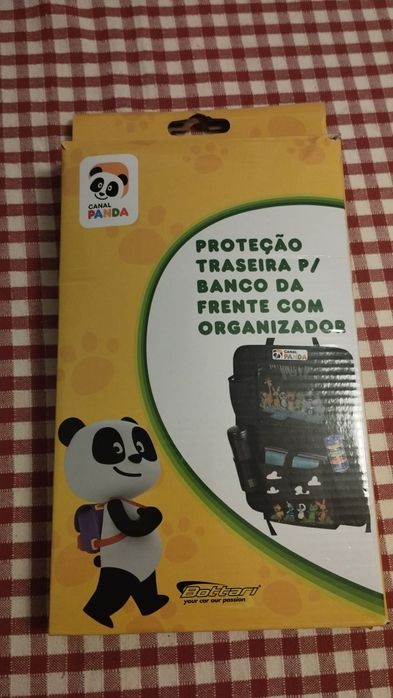 Proteção traseira para banco da frente com oraganizador