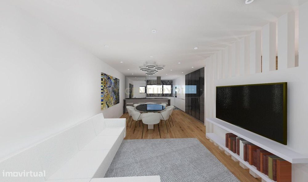 Ruína com PIP Aprovado para Edifício Multifamiliar | 4 Apartamentos co — Rio Tinto, Porto