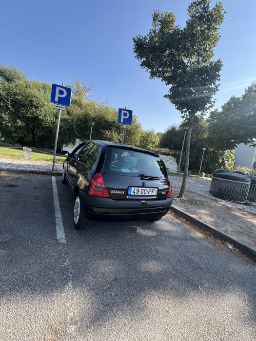 Clio 1.2 ano 2000