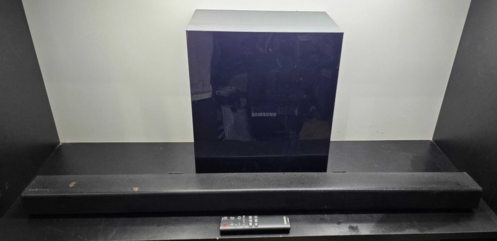 Soundbar SAMSUNG HW-K450 / Subwoofer Samsung PS-WK450