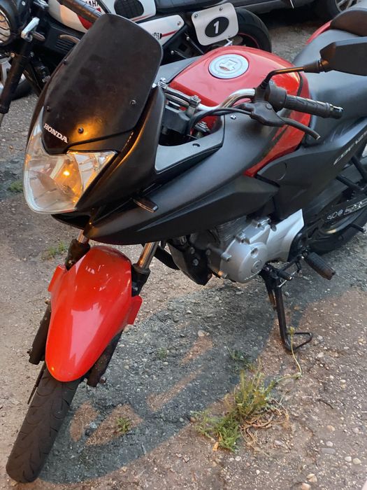 Honda cbf 125 26000 km em bom estado
