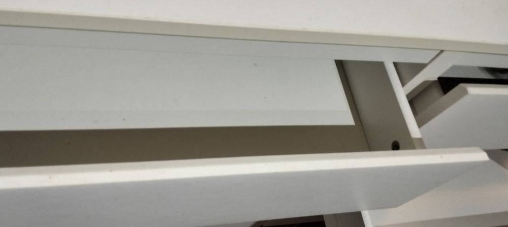 Cómoda de quarto lacada