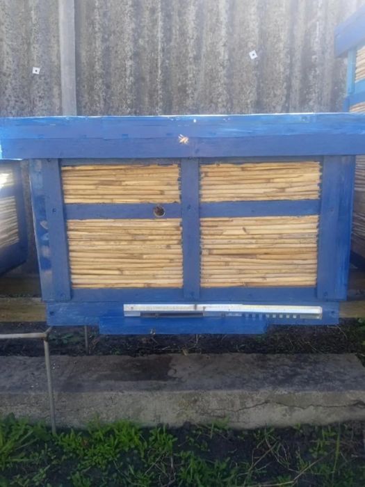 Вулики з очерету