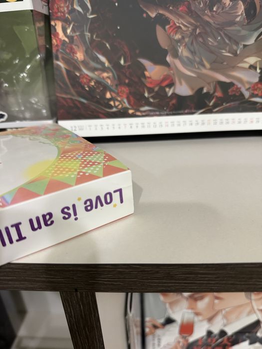 Яой манхва оригінальна англійською «Love is an Illusion!» 3 том