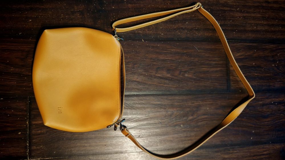 Torebka iva skórzana