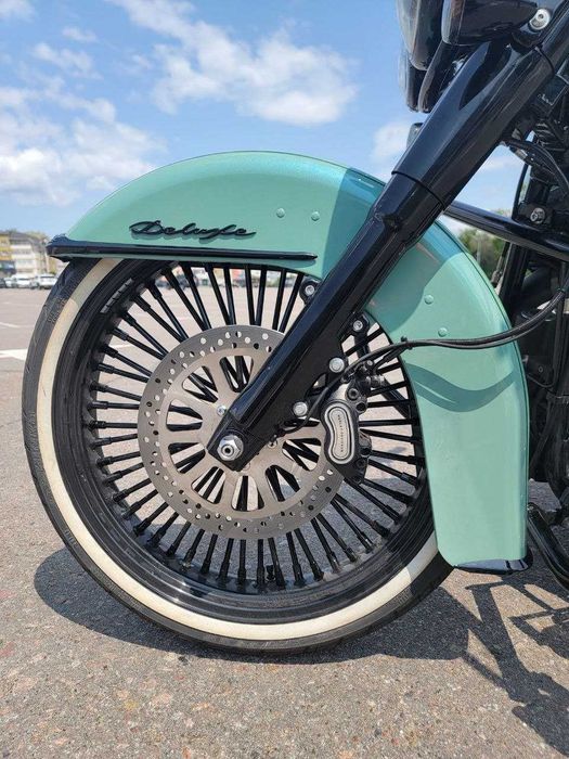Harley Davidson Softail Deluxe Харлей Чикано стайл