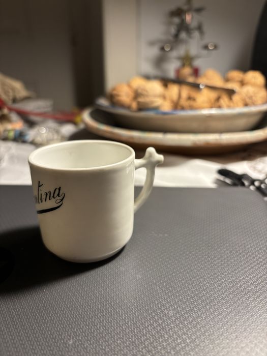 Chávena de café Vista Alegre fins sec. XIX