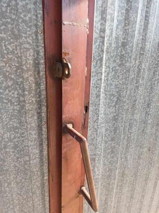 Brama drzwi do garazu