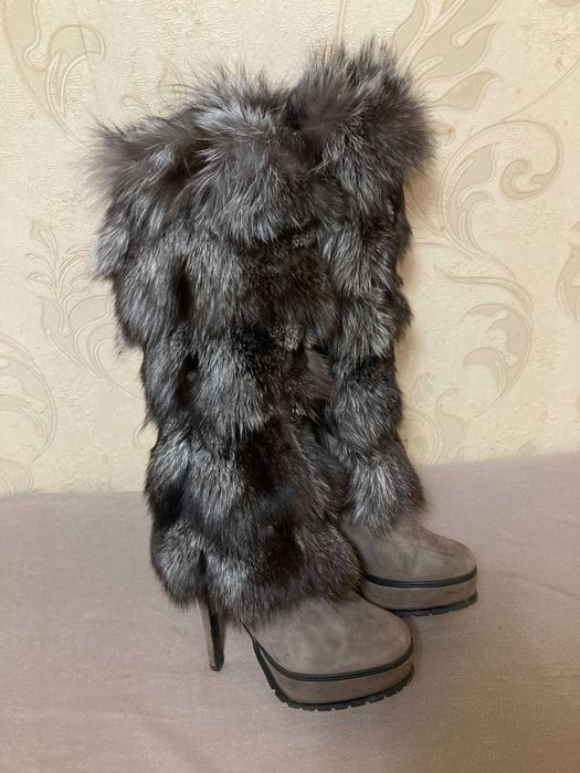 Продам зимние сапоги на натуральном меху