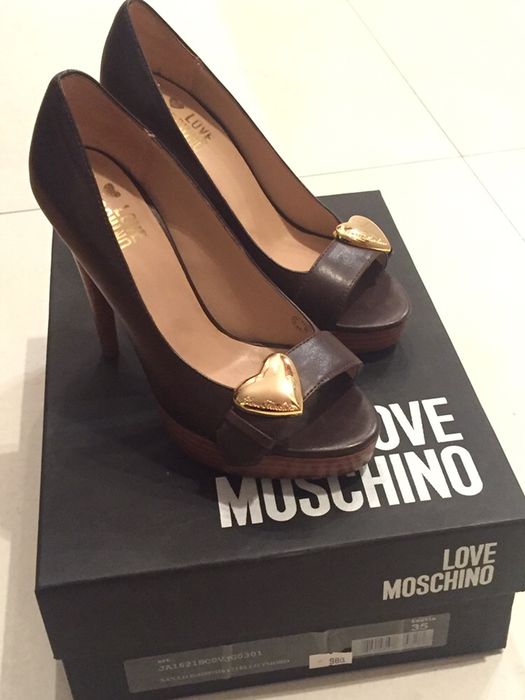 NOWE szpilki Moschino