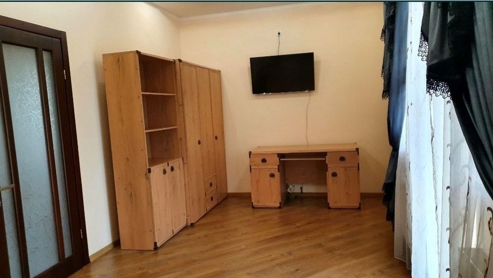 Будинок біля моря в Одесі, Совіньйон.