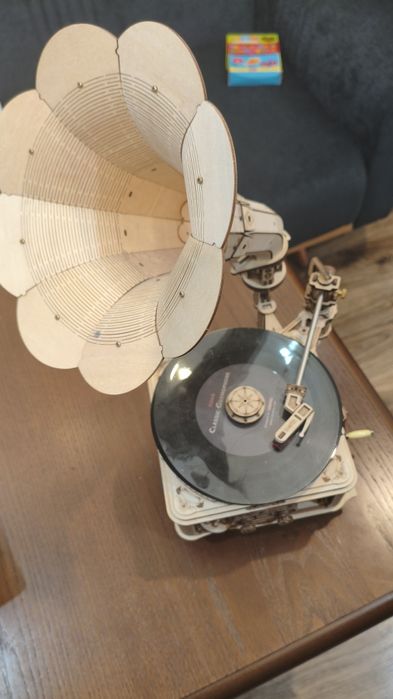 Gramofon składany zabawka gra puzzle.