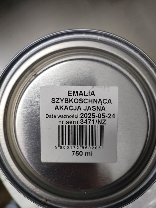 Farba szybkoschnące sztuka