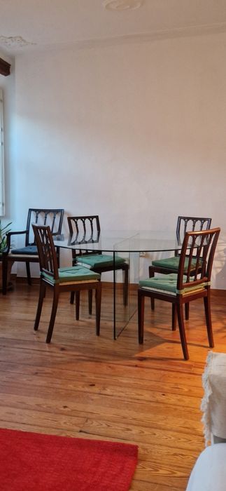 8 Cadeiras e 2 cadeirões