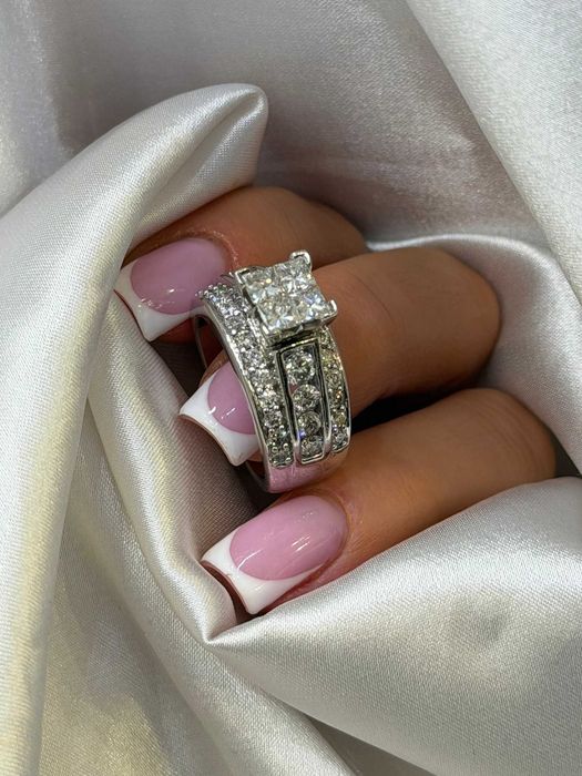 Pierścionek z diamentami naturalnymi 2.50 CT