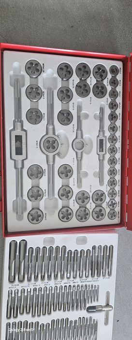 Machos y Fileras con Giramachos Maletín 110 Piezas