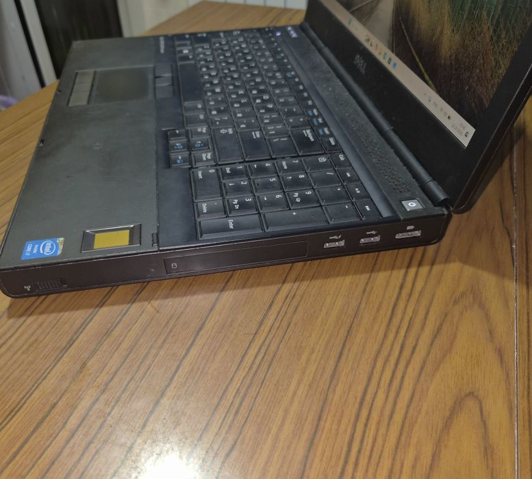Ноутбук dell precision M4800
