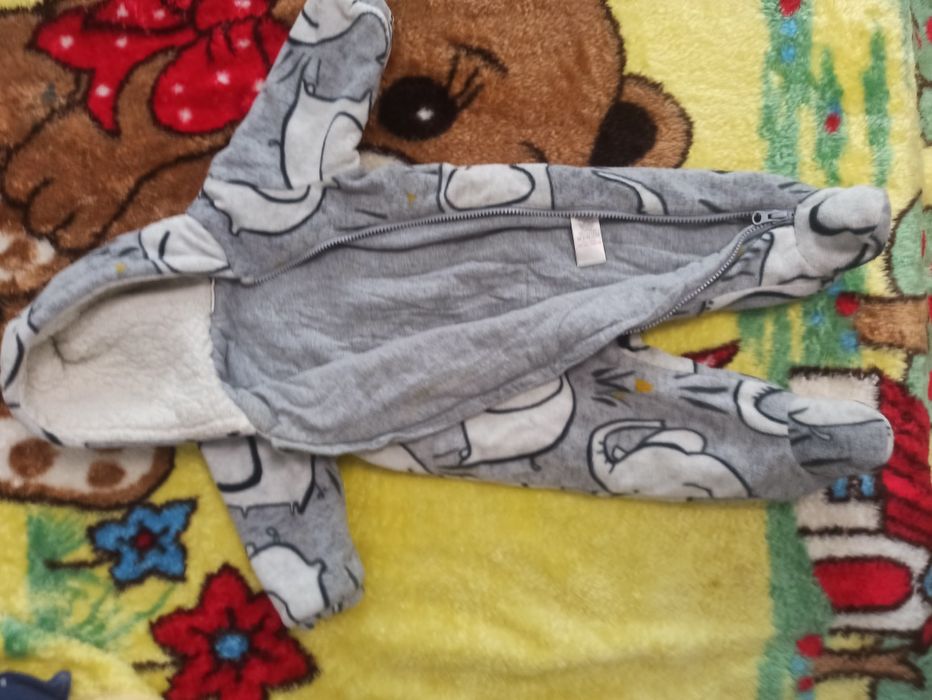 Дитячий комбінезон