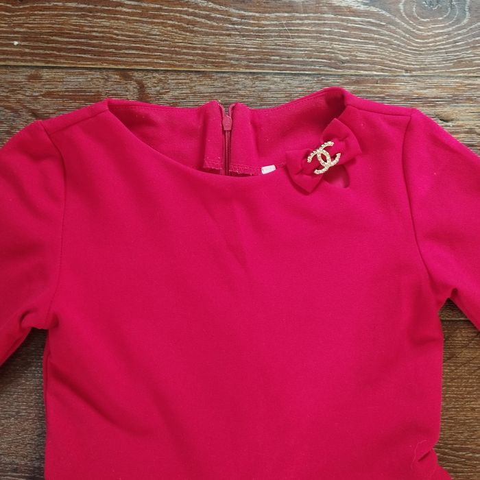 Плаття нарядне червоне і сіре